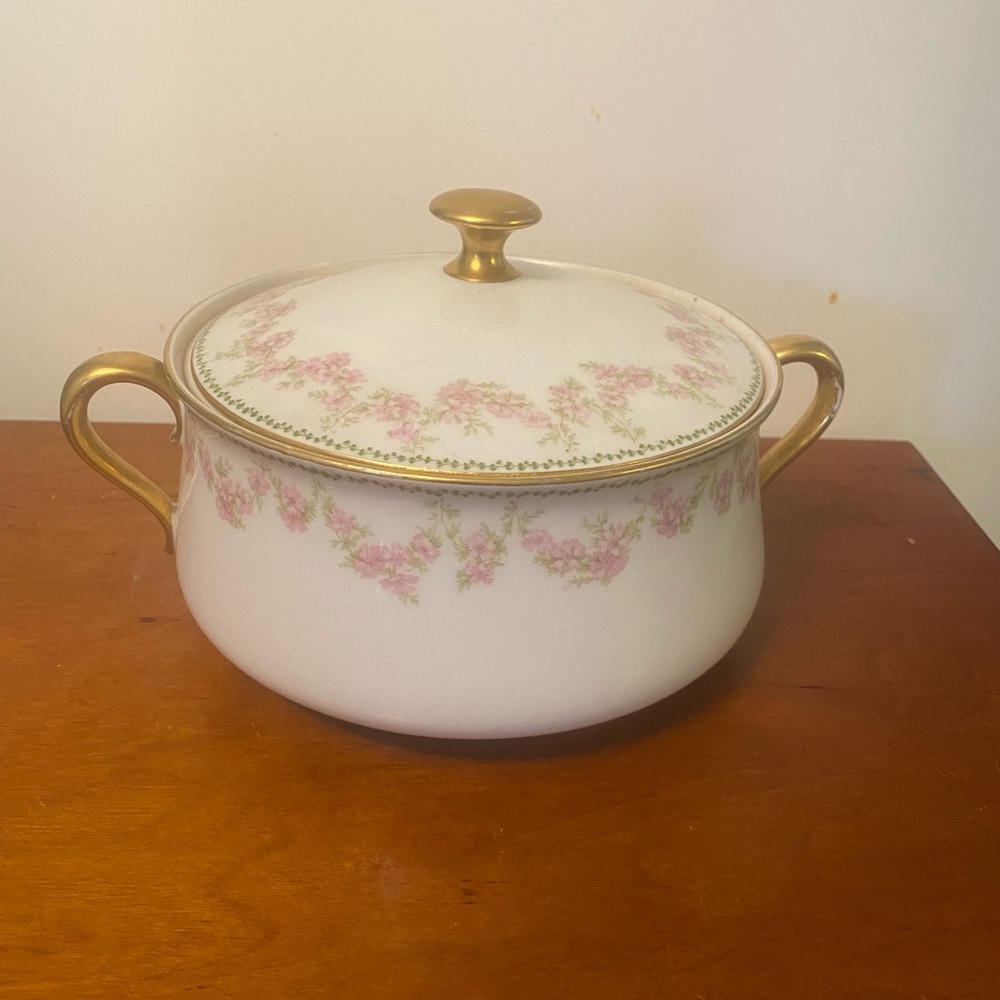 •GDA Haviland• Limoges Floral Covered Dish